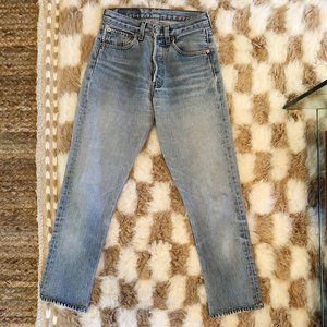 VINTAGE LEVI'S 501 MADE IN USA SIZE 24-25